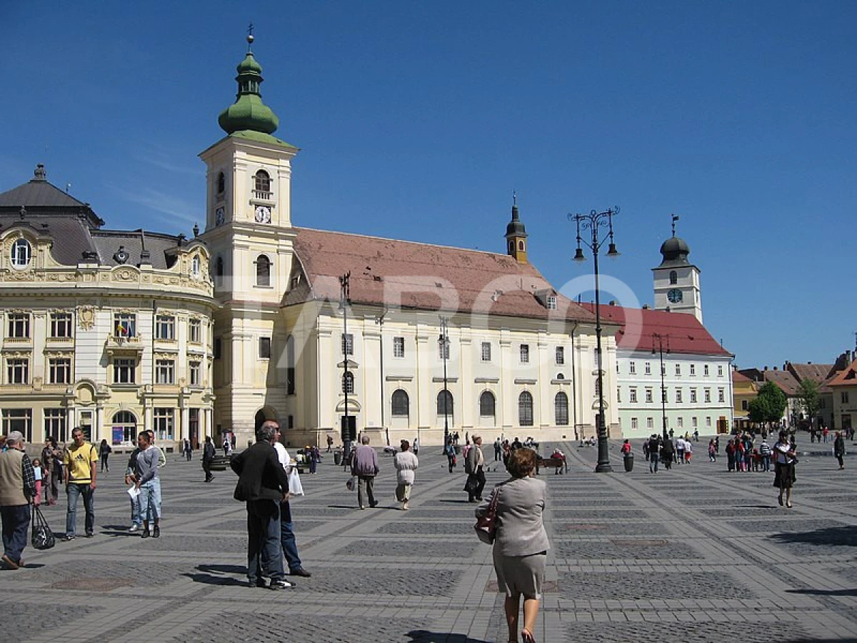 Apartament de inchiriat in Centrul Istoric din Sibiu gradina 150 mp - 2