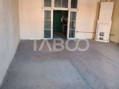 Apartament cu 2 camere de inchiriat in Centru finisat gata de mobilat