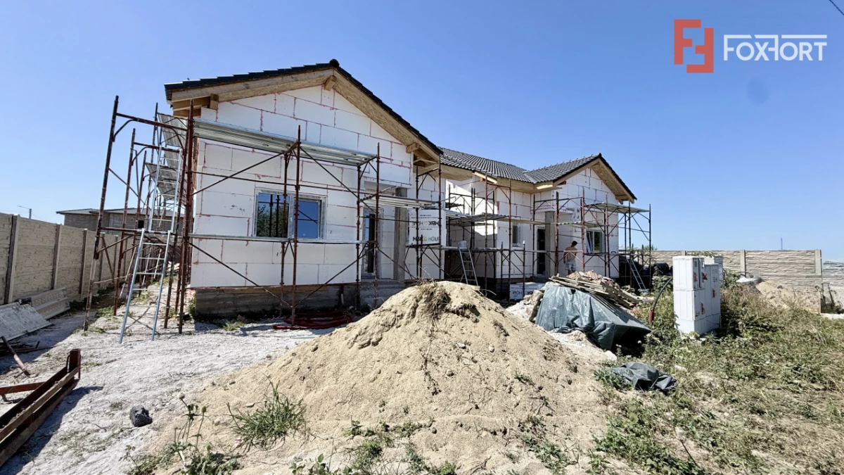 Duplex 3 camere despartit si cu pod mansardabil Mosnita - Lidl - 1