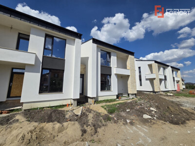 Duplex de vanzare cu 4 camere - Mosnita Noua