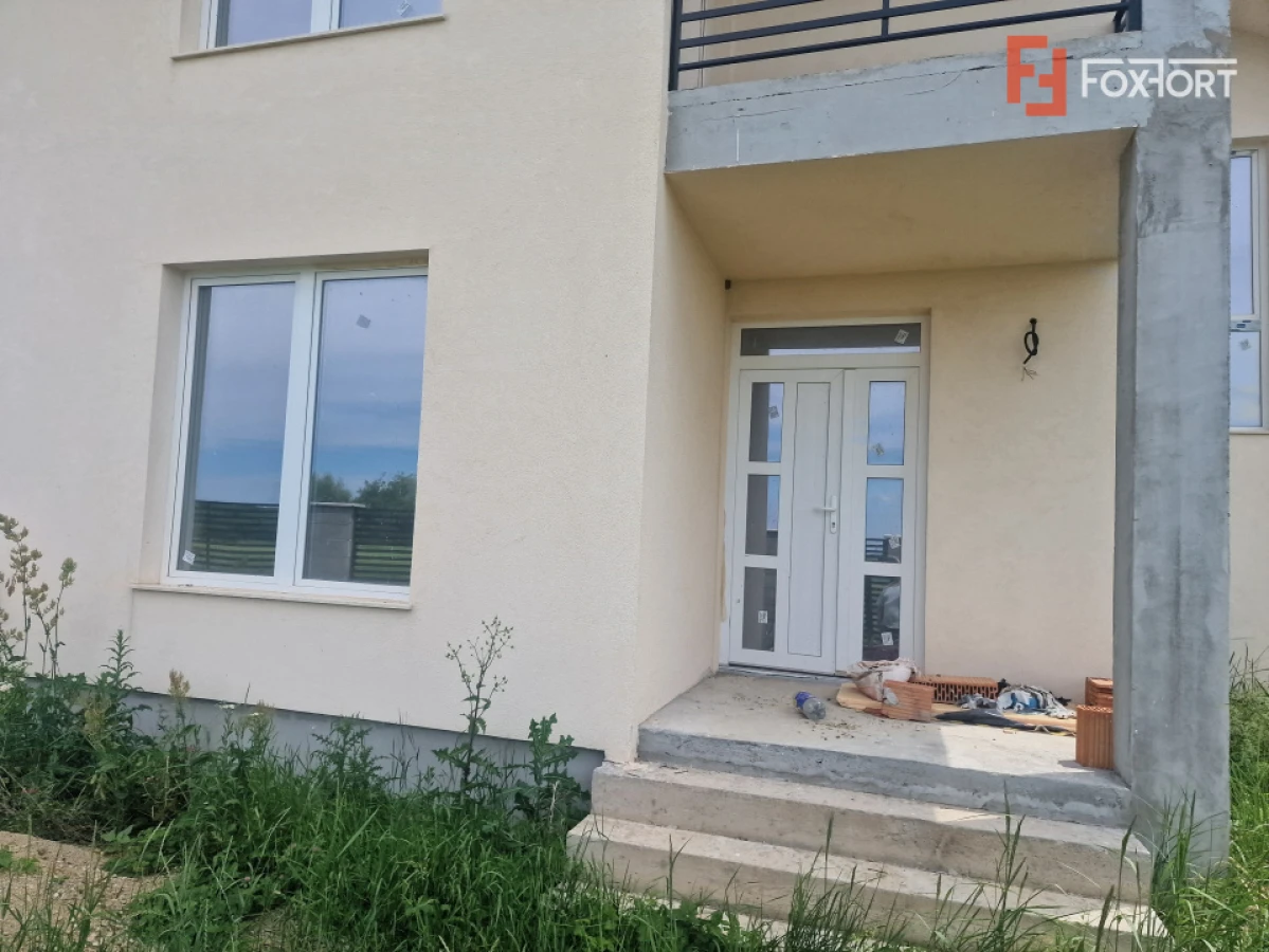 Casa cu 5 camere, 617 mp teren, Mosnita Veche - 2