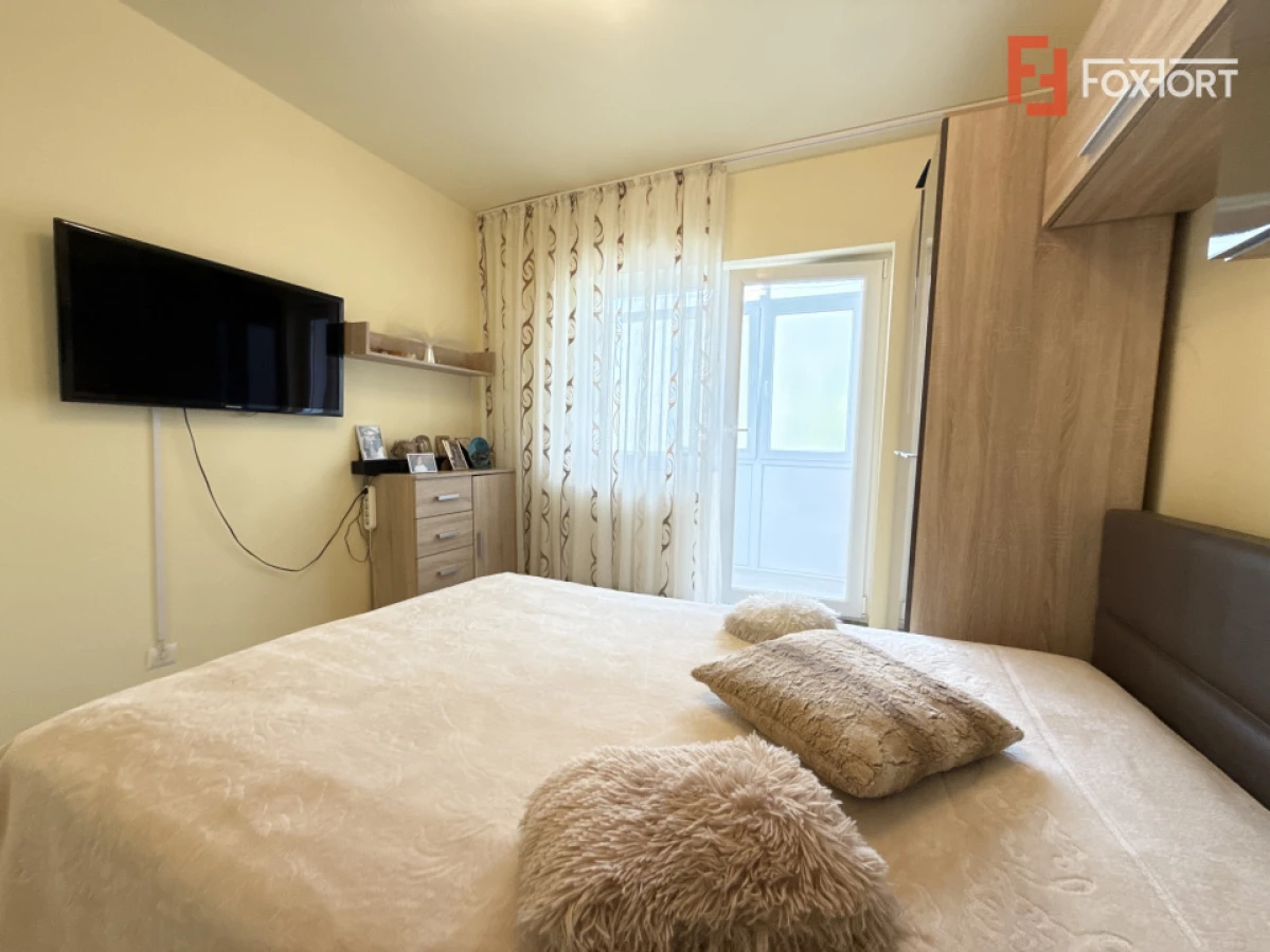 Apartament cu 3 camere, la etajul 1, de vanzare in zona Lipovei - 5