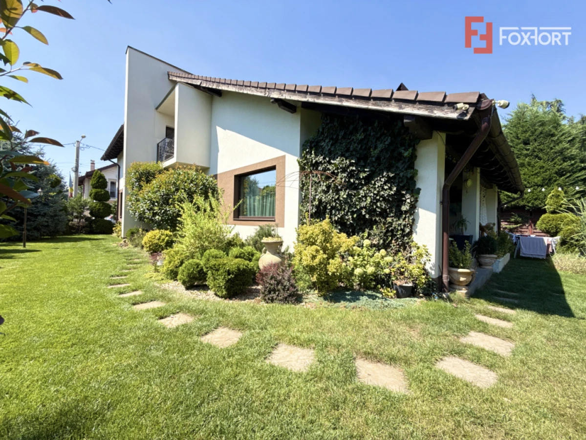 COMISION 0% | 5 camere | 160 mp utili | 617 mp teren | Giroc - 1