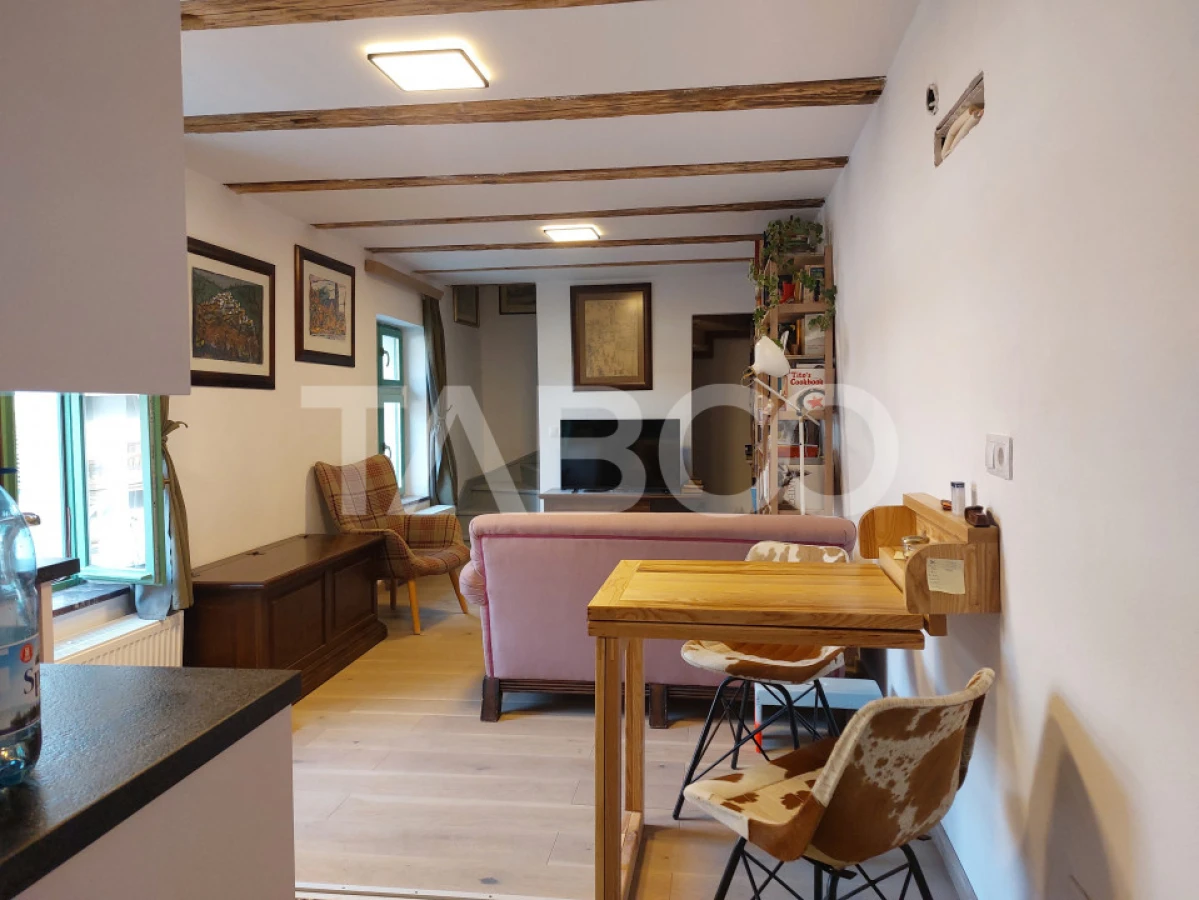 Apartament de vanzare 105 mp 3 camere curte 340 mp in acte Cisnadie - 1