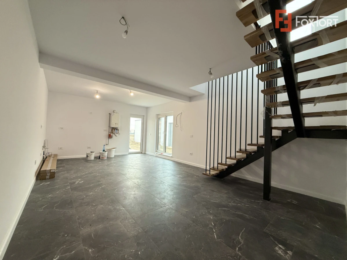 Duplex cu 4 camere de vanzare in localitatea Covaci - 6