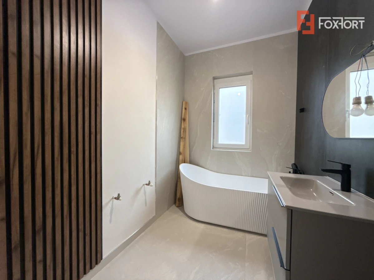 Duplex cu 4 camere de vanzare in localitatea Covaci - 4