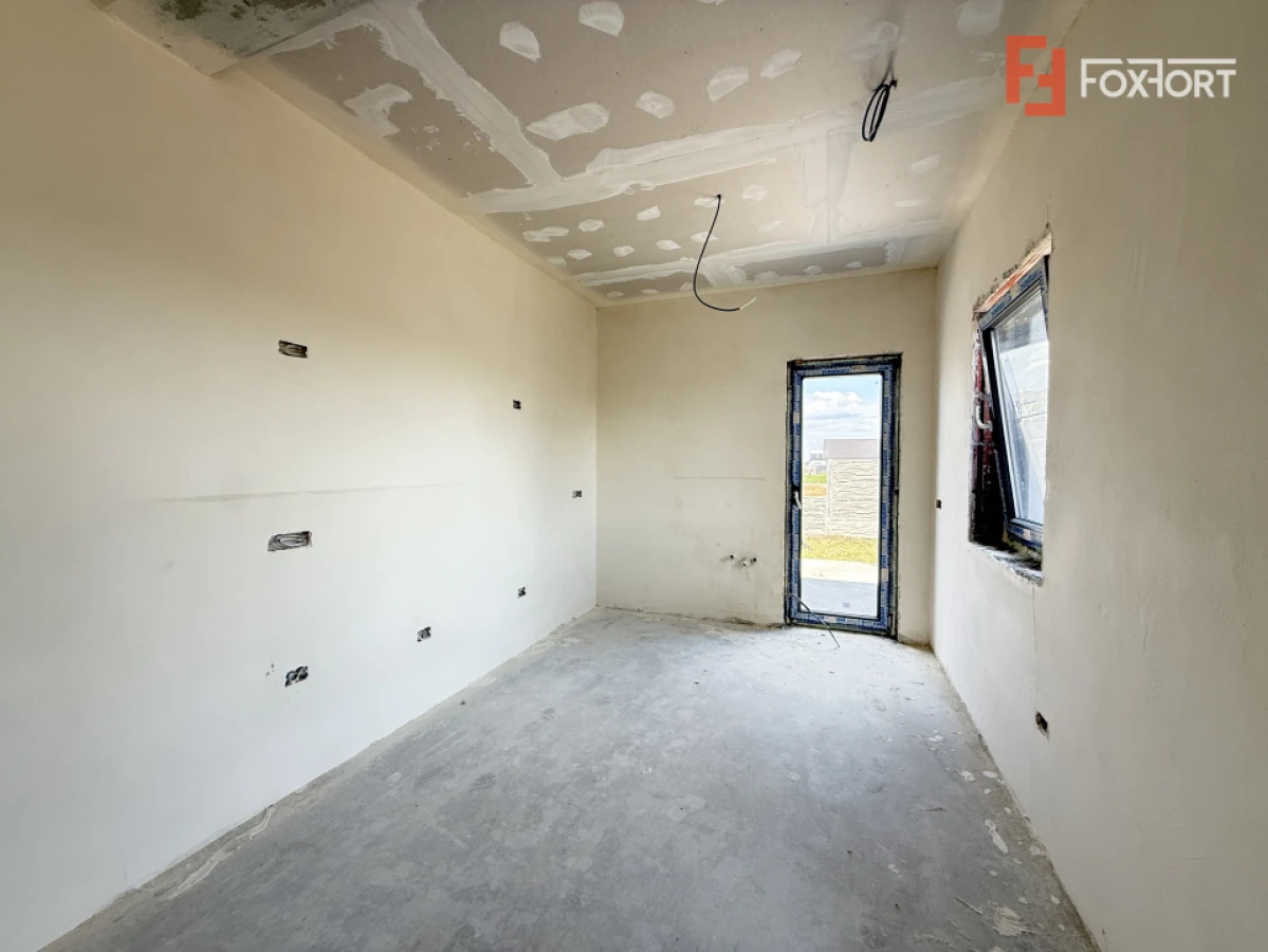 Duplex cu 3 camere si teren de 247 mp de vanzare in localitatea Sacalaz - 7