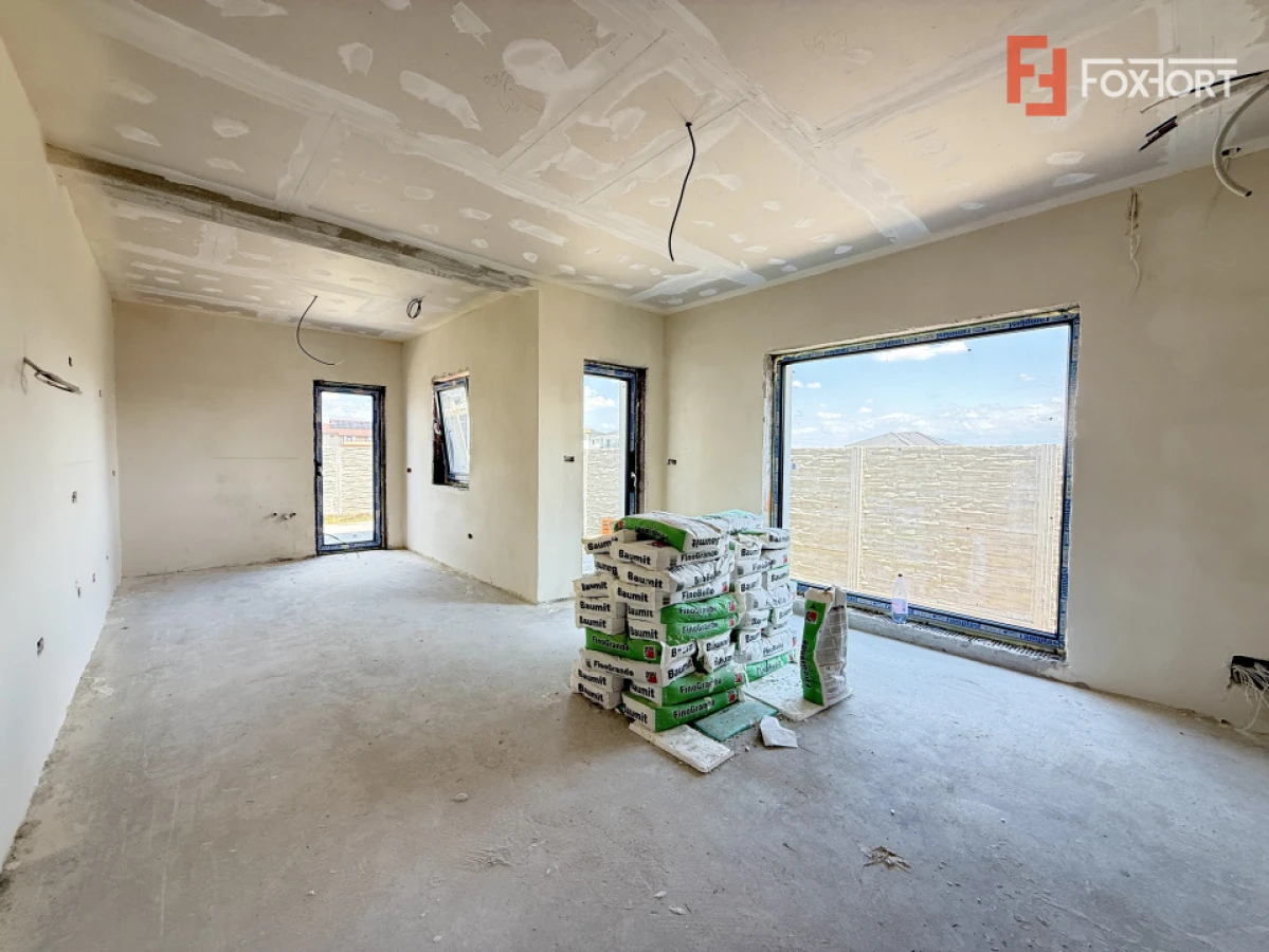 Duplex cu 3 camere si teren de 247 mp de vanzare in localitatea Sacalaz - 3