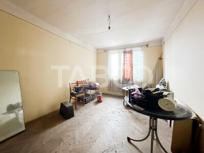 Casa tip duplex cu teren generos de vanzare in Gruia