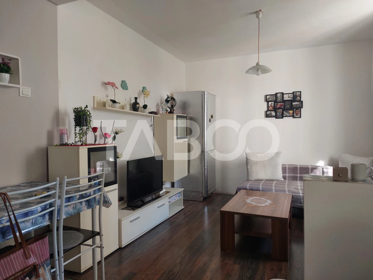 Comision 0% Apartament 3 camere 43 mpu etaj 1 Piata Noua Cisnadie - 3