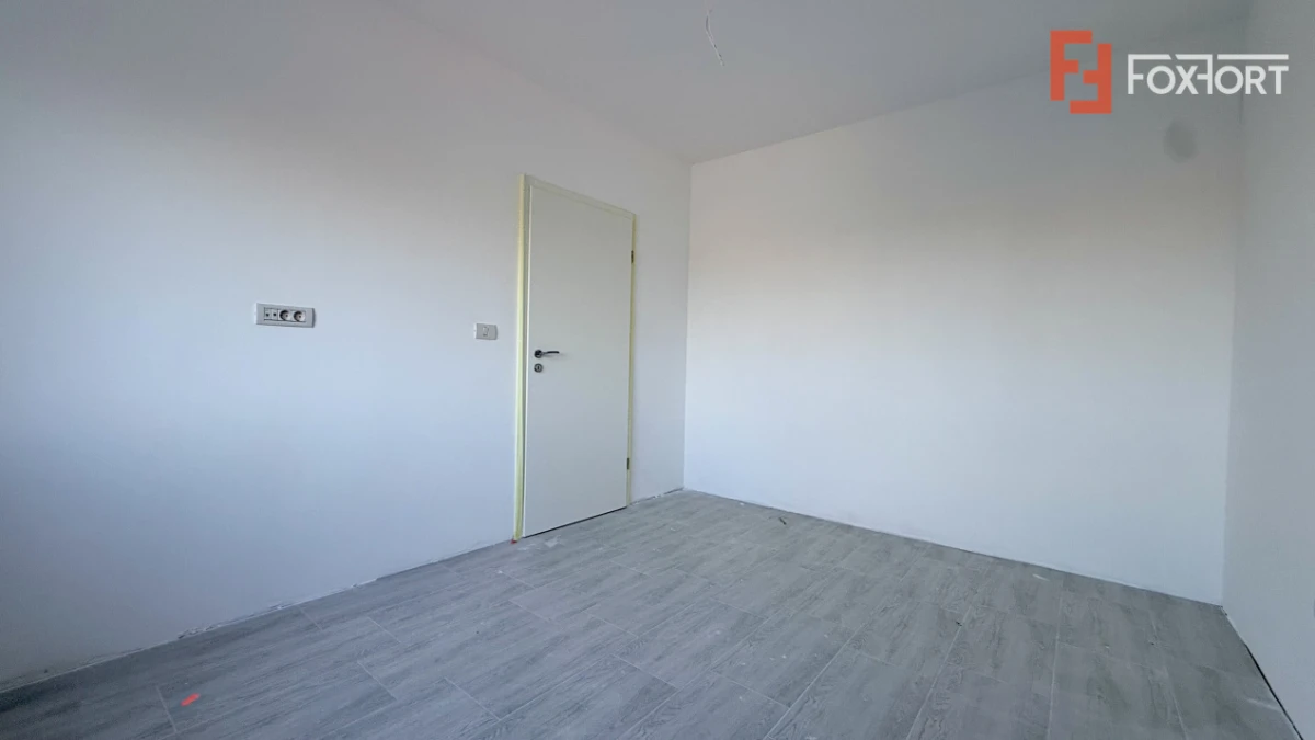 Duplex de vanzare, 3 camere pe parter + pod - Mosnita Veche - 8