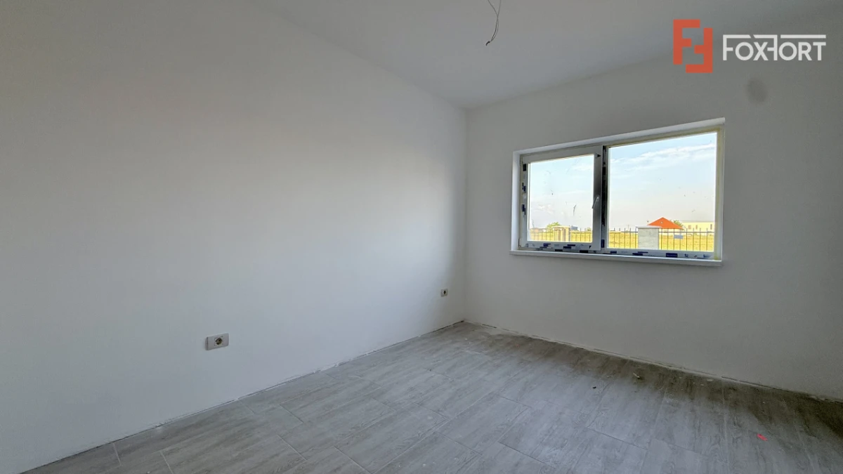 Duplex de vanzare, 3 camere pe parter + pod - Mosnita Veche - 7