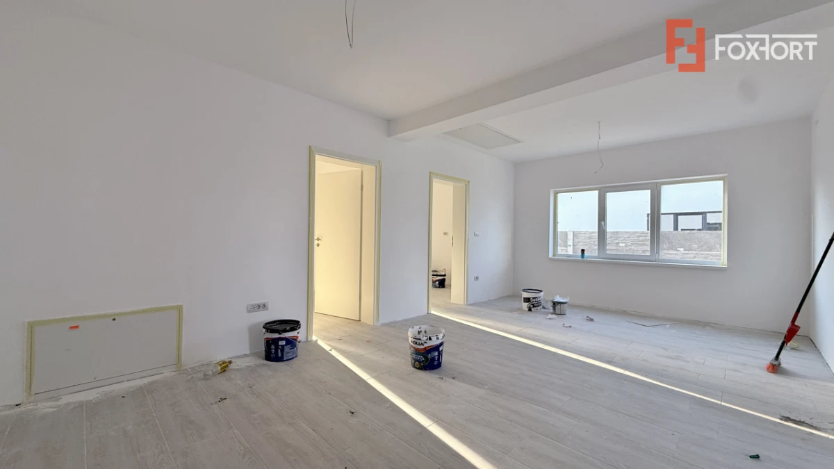 Duplex de vanzare, 3 camere pe parter + pod - Mosnita Veche - 6