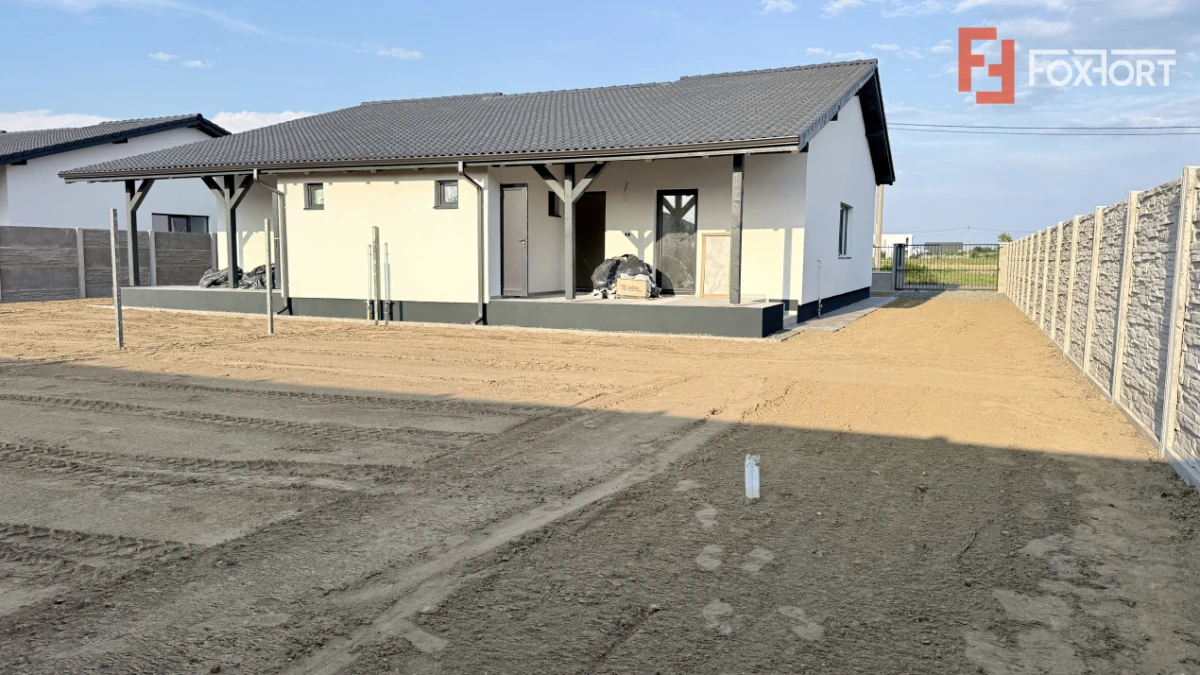 Duplex de vanzare, 3 camere pe parter + pod - Mosnita Veche - 1