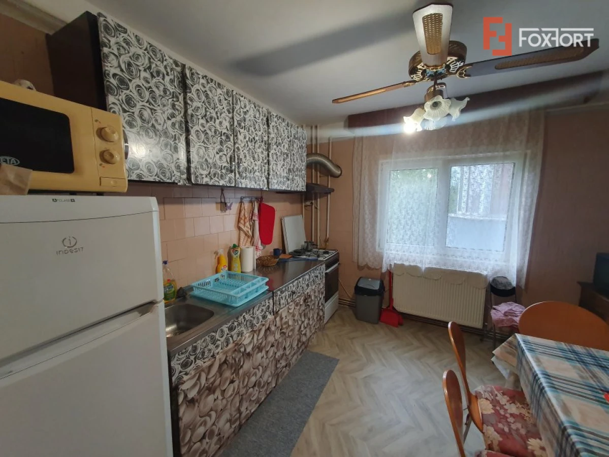 Apartament 3 camere decomandat, etaj 1, Shopping City - 5