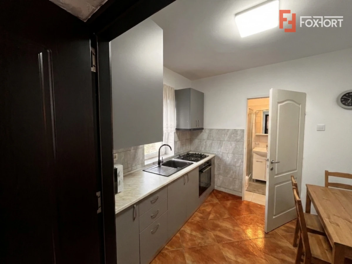 Casa individuala cu 3 camere si teren de 1094 mp - Izvin - 4