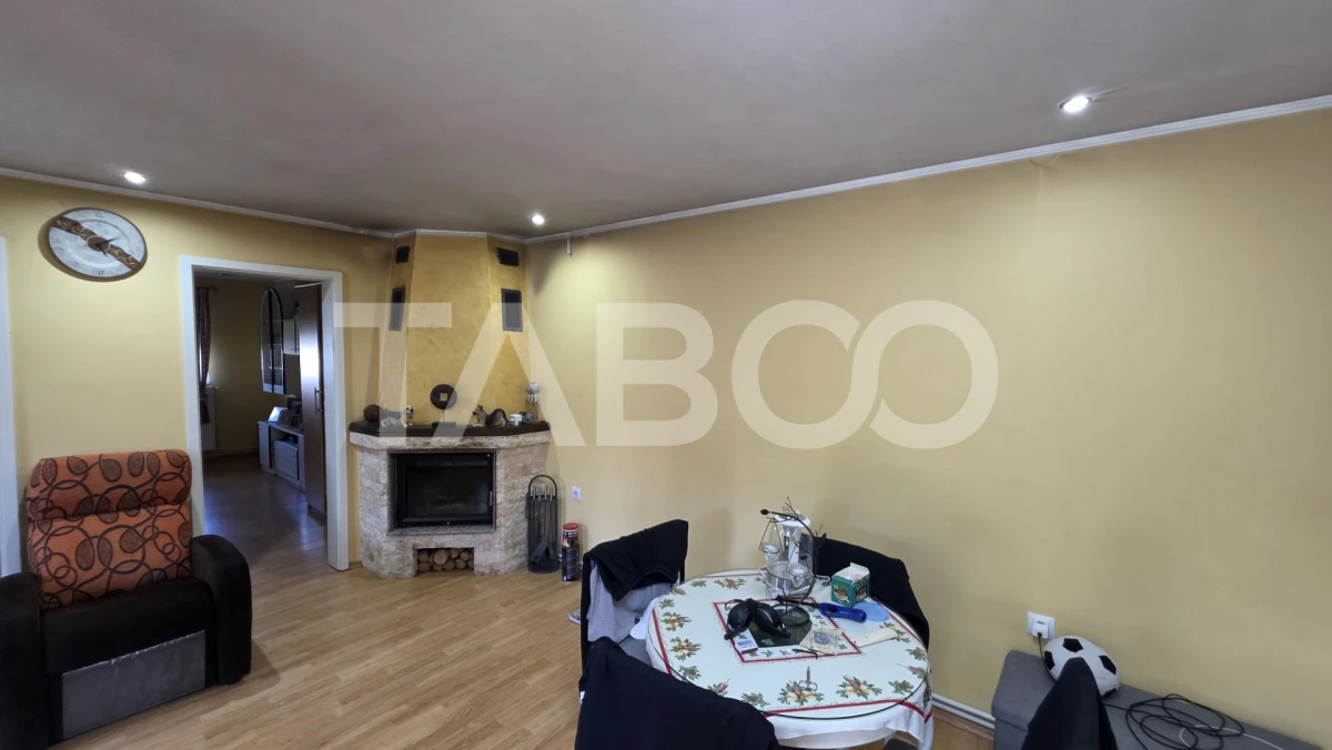 De vanzare casa saseasca de poveste in Petresti judetul Alba - 7