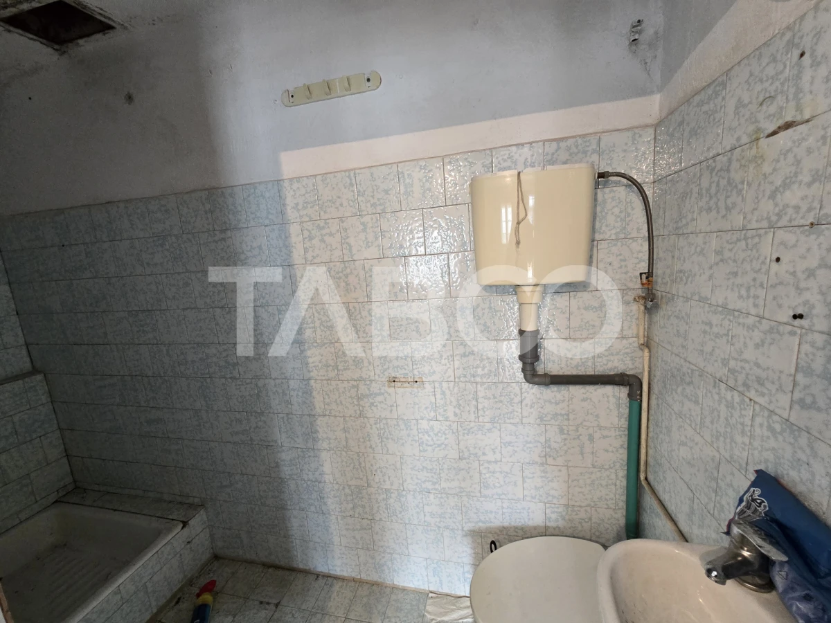 Casa de vanzare teren 412 mp garaj Terezian Sibiu COMISION 0 - 10