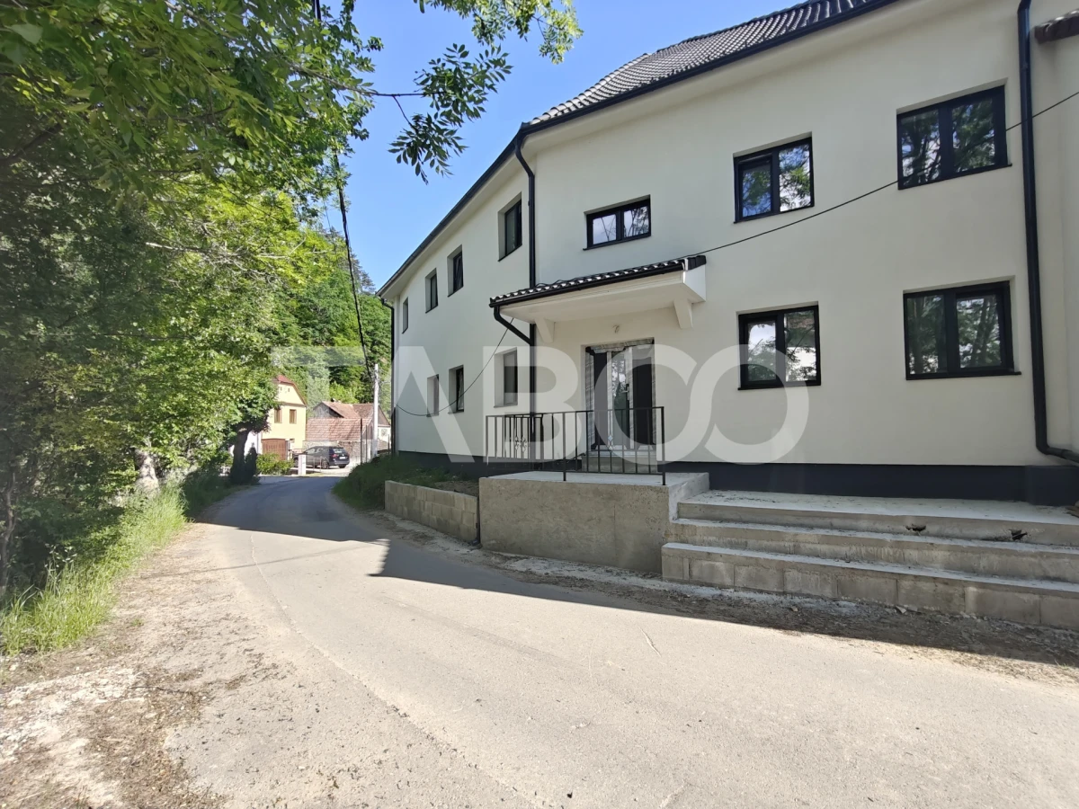 Casa spatioasa - aer curat si priveliste spre munti - teren 1203 mp - 5
