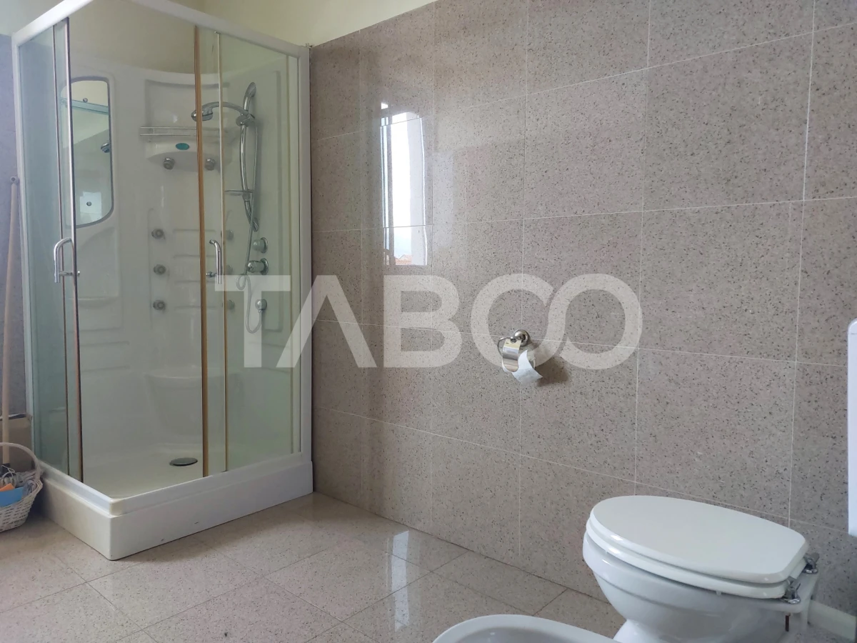 Spatiu birouri premium: 110 mpu 5 camere 2 bai zona Sub Arini Sibiu - 10