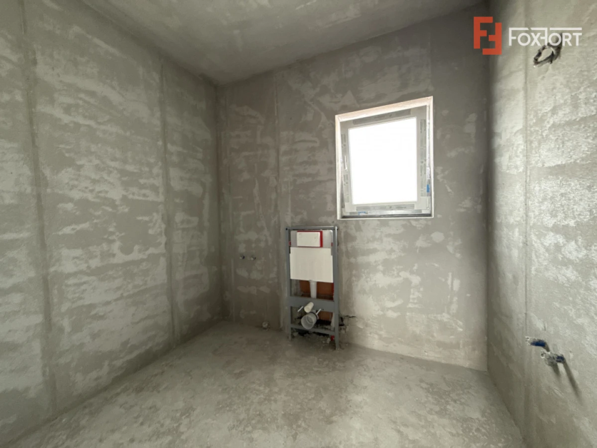 Duplex cu 4 camere de vanzare si teren de 335 mp - zona Sacalaz - 8