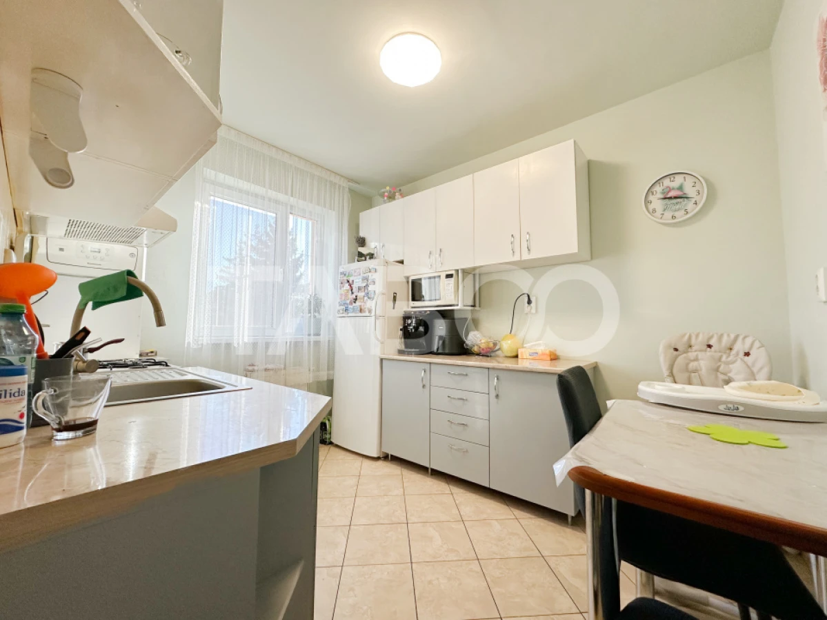 Apartament cu 2 camere decomandate etaj 1 cartier Intre Lacuri - 5