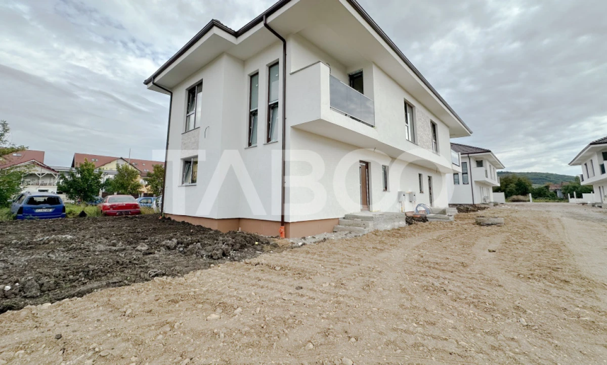 Casa tip duplex cu 4 camere in Floresti zona Muzeul Apei - 1