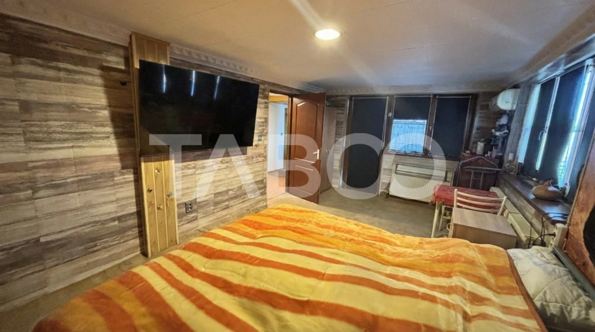 Casa individuala 4 camere cu pompa de caldura si panouri fotovoltaice - 1