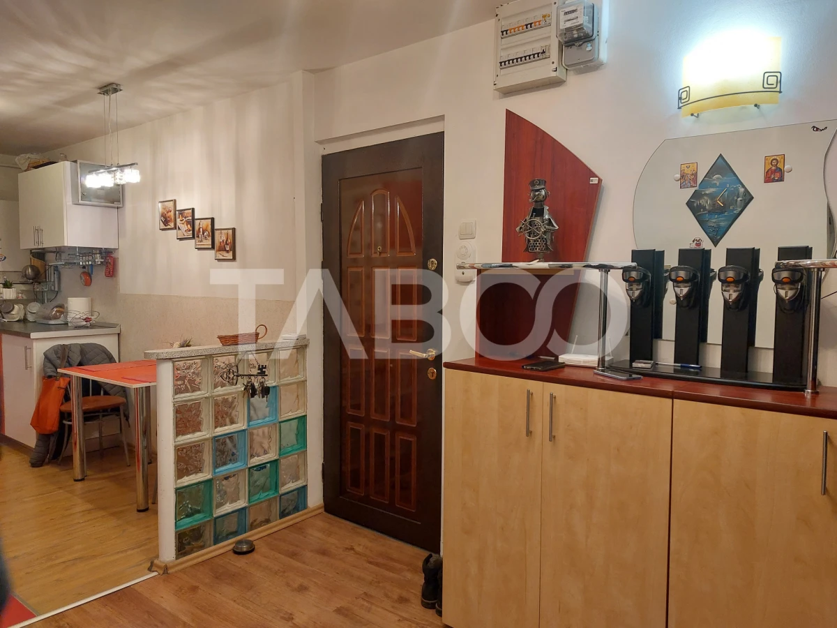 Apartament 55 mpu mobilat utilat 3 camere 2 balcoane pivnita Cisnadie - 10