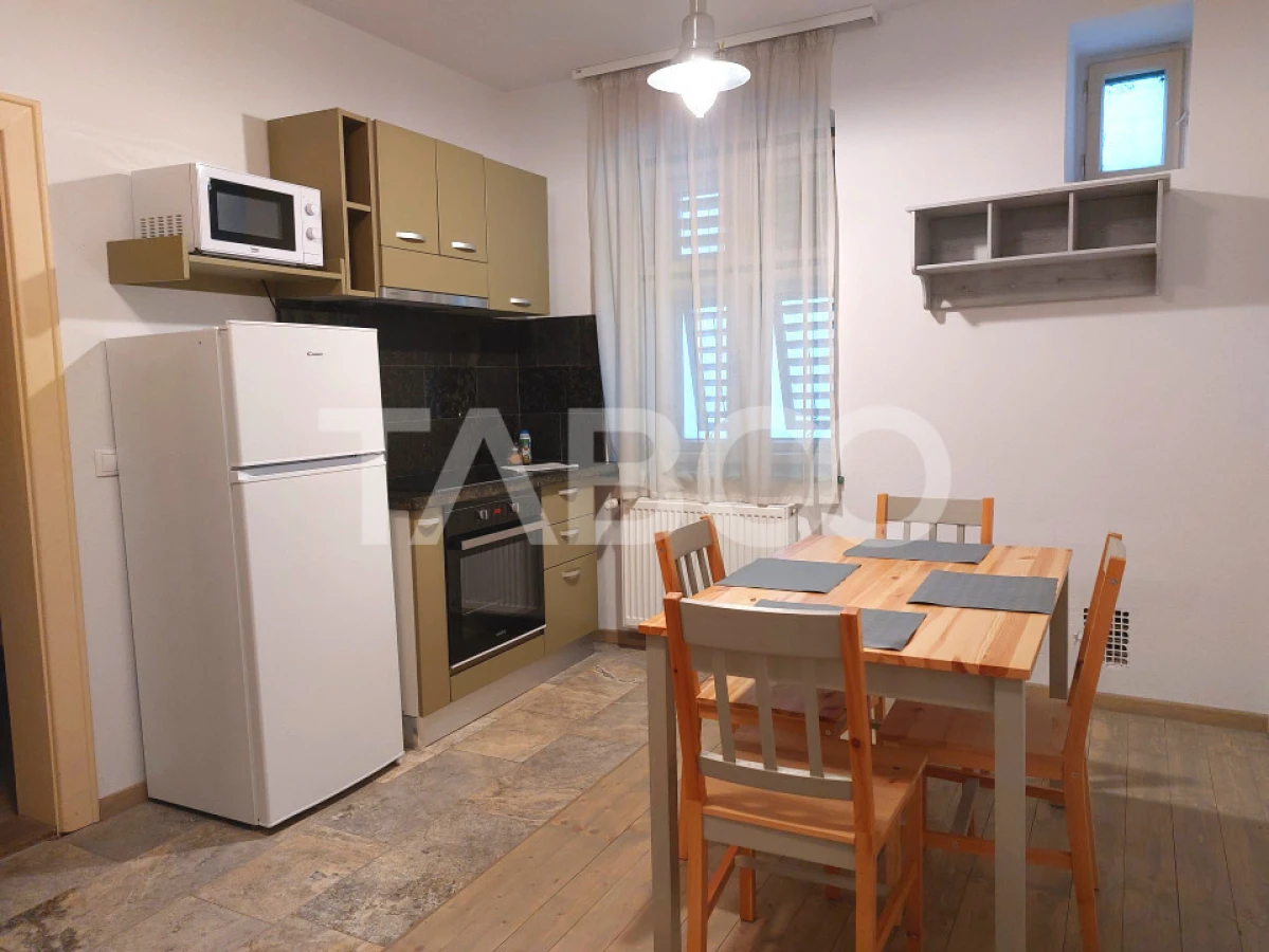 Garsoniera de inchiriat la casa camera bucatarie baie Lidl Cisnadie - 6
