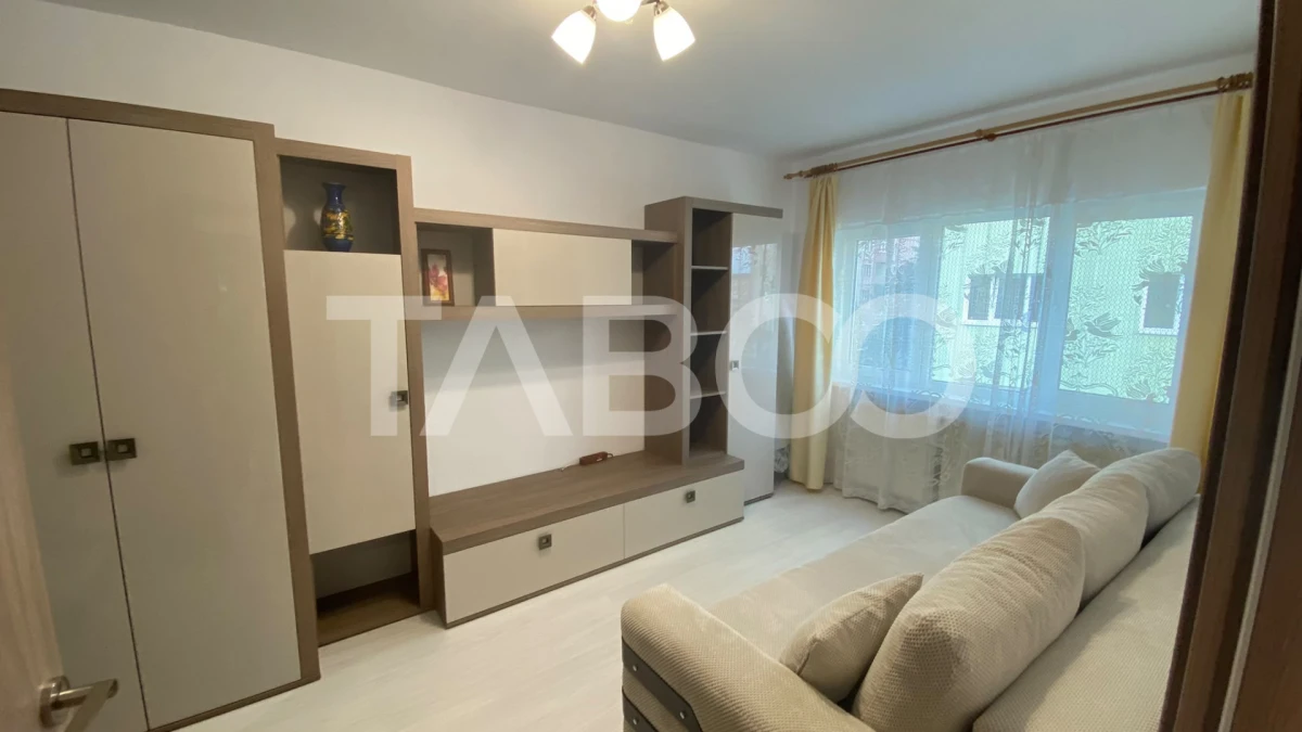 Apartament decomandat mobilat utilat 3 camere 56 mpu balcon 3 mp - 1