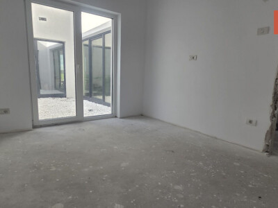 Duplex modern si spatios, gradina interiora de 12 mp - zona Sacalaz
