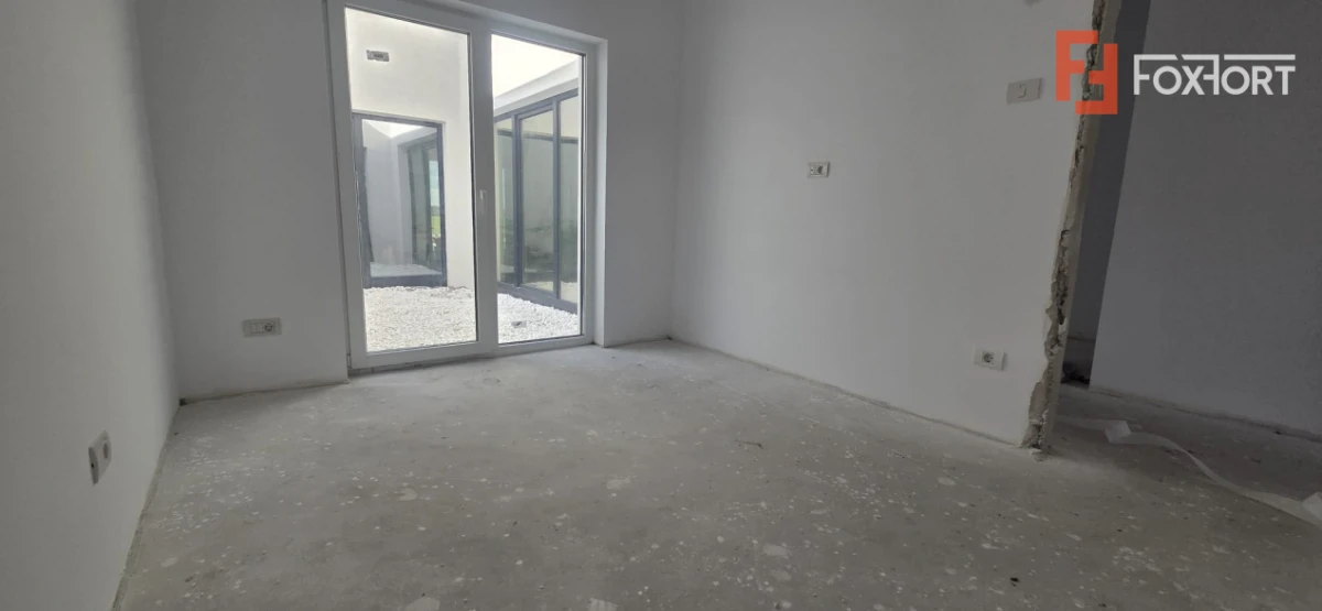 Duplex modern si spatios, gradina interiora de 12 mp - zona Sacalaz - 1