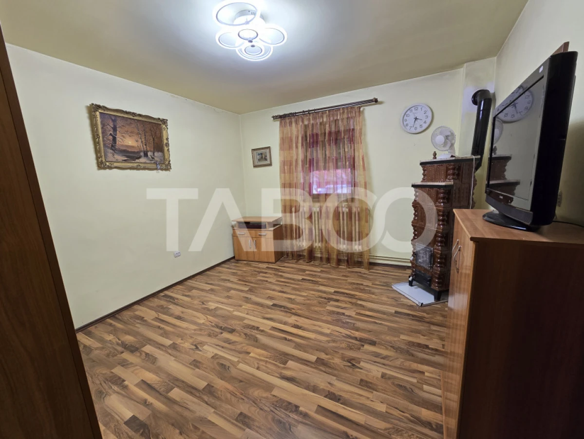 Casa individuala de vanzare 120mp 4 camere si curte 1310mp Gusterita - 4