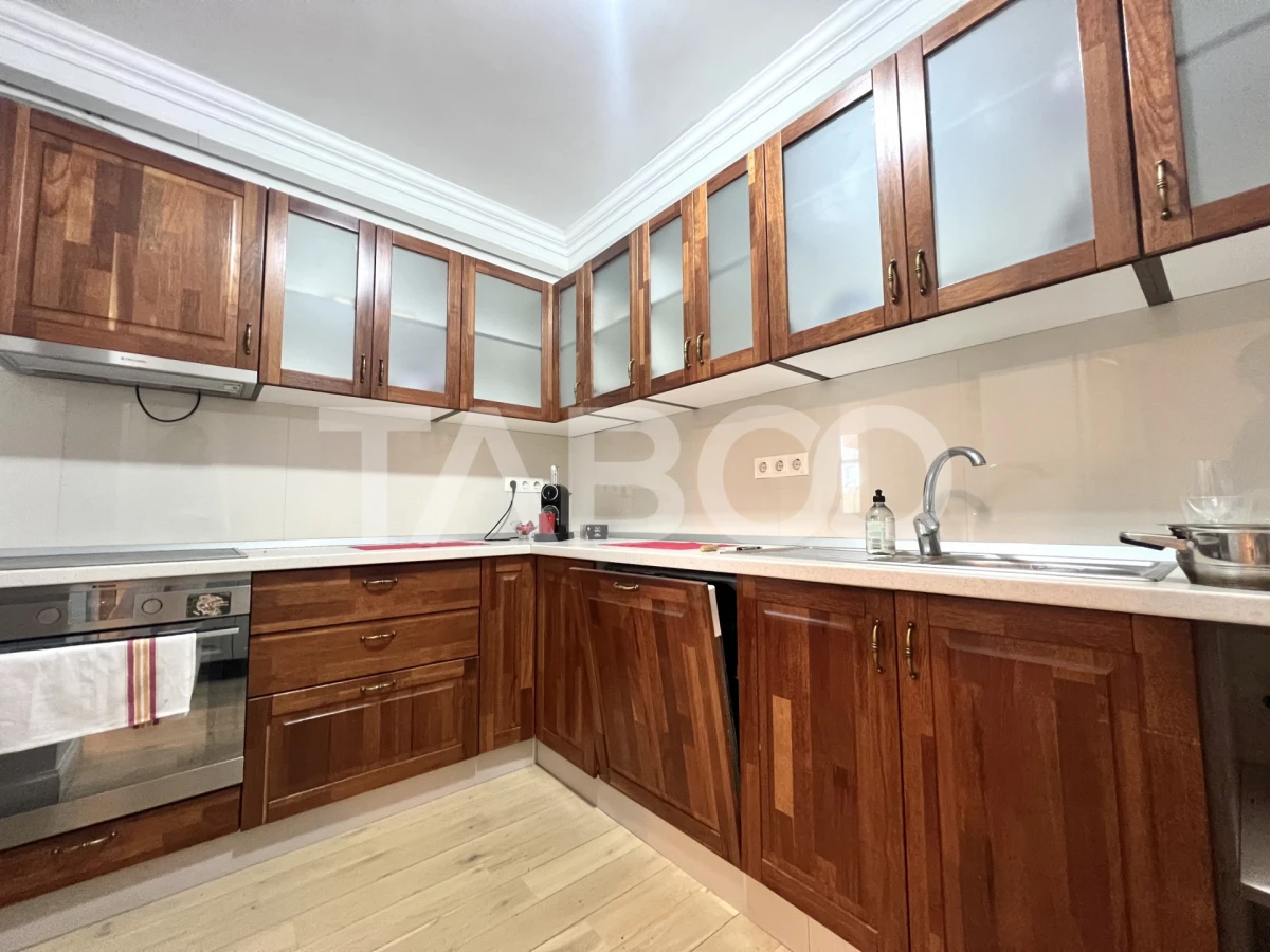 Apartament cu 2 camere de vanzare situat zona Centrala decomandat - 4