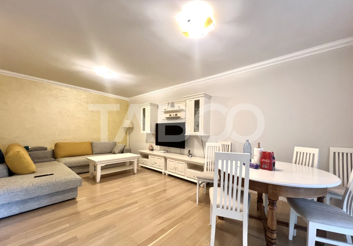 Apartament cu 2 camere de vanzare situat zona Centrala decomandat - 2