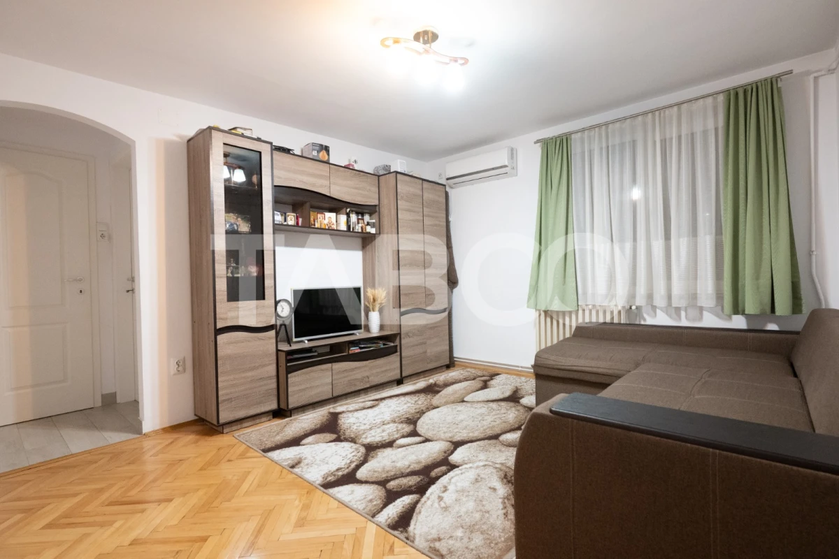 Apartament cu 2 camere de vanzare Gheorgheni langa Piata Hermes - 2