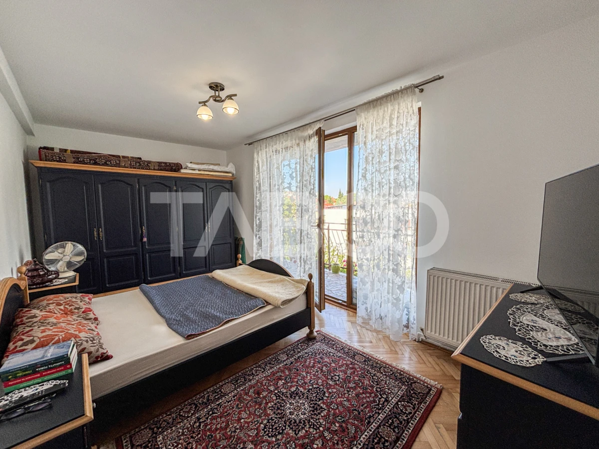 Apartament 3 camere de vanzare zona Piata Cipariu Andrei Muresanu - 4