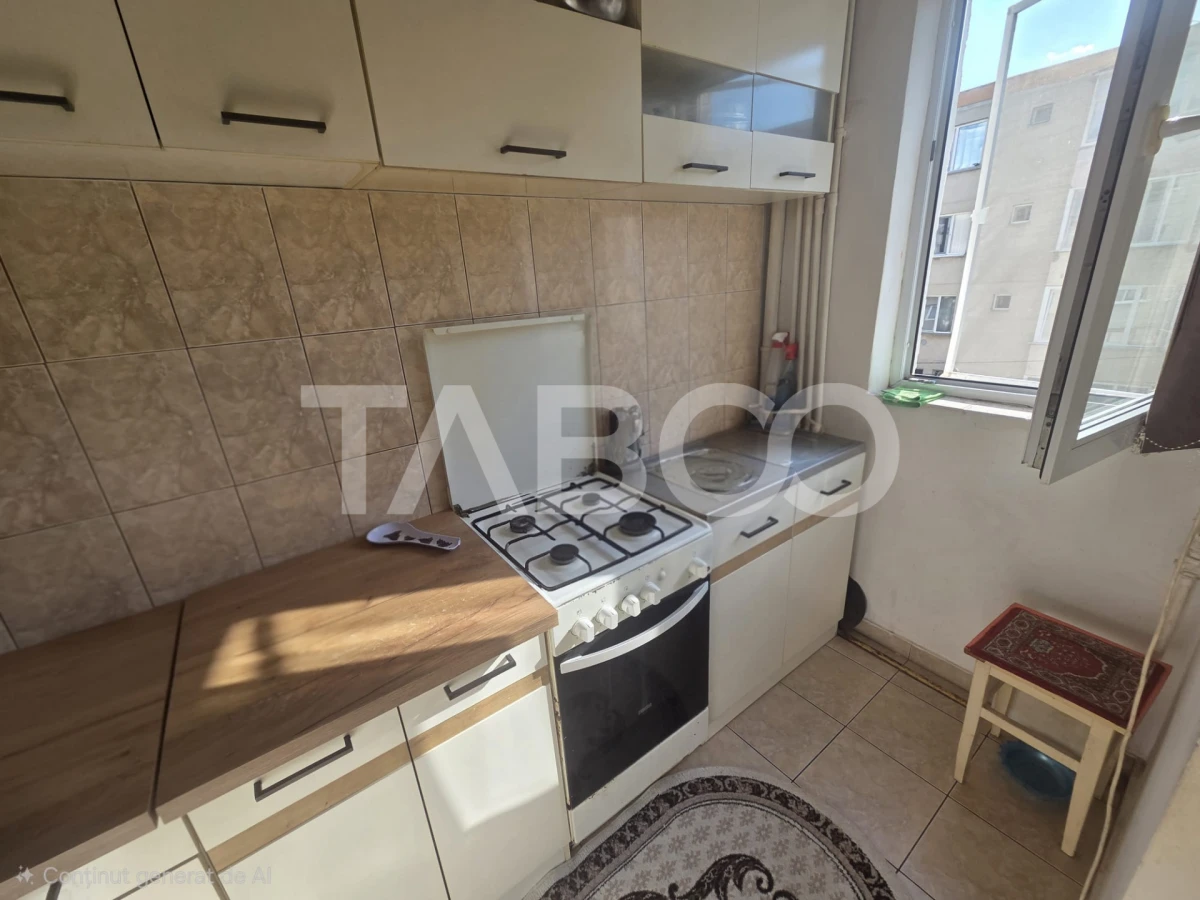 Apartament 3 camere semidecomandat etaj 3 zona 13 Decembrie 50 mpu - 8