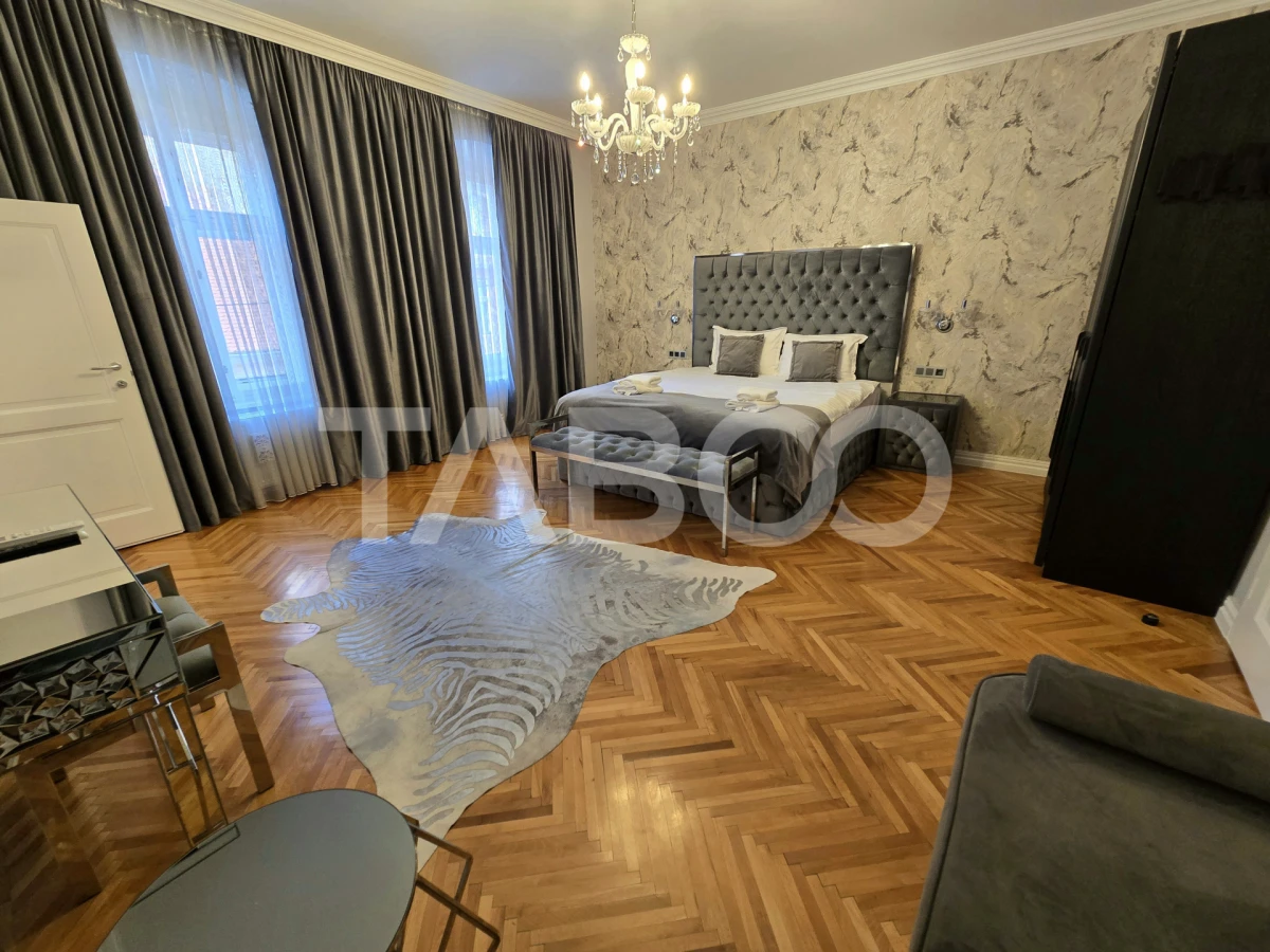 Apartament 2 camere de vanzare 2 pivnite garaj Centrul Istoric Sibiu - 1