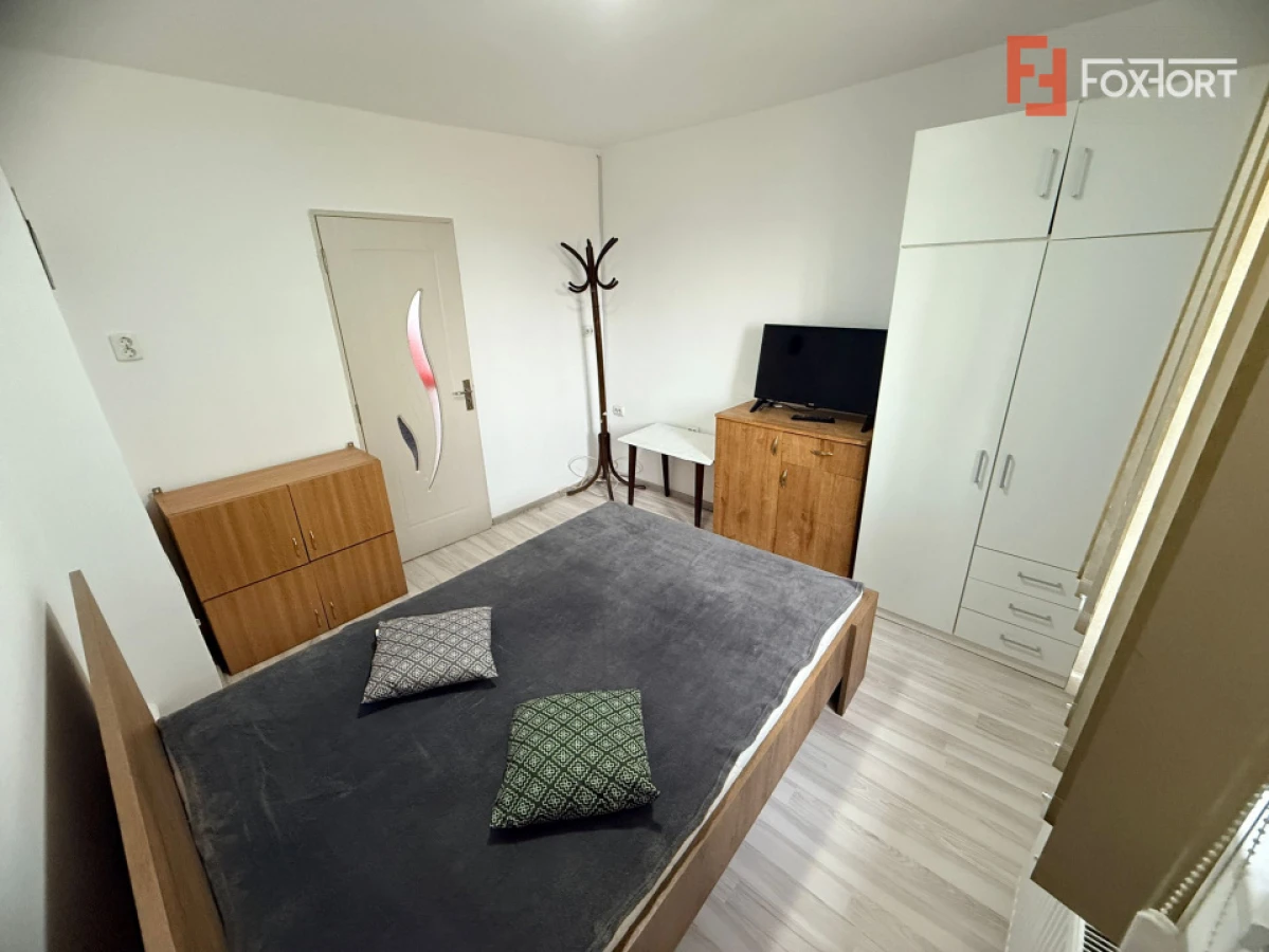 Apartament cu 2 camere si balcon de 4 mp, zona Buziasului - 2