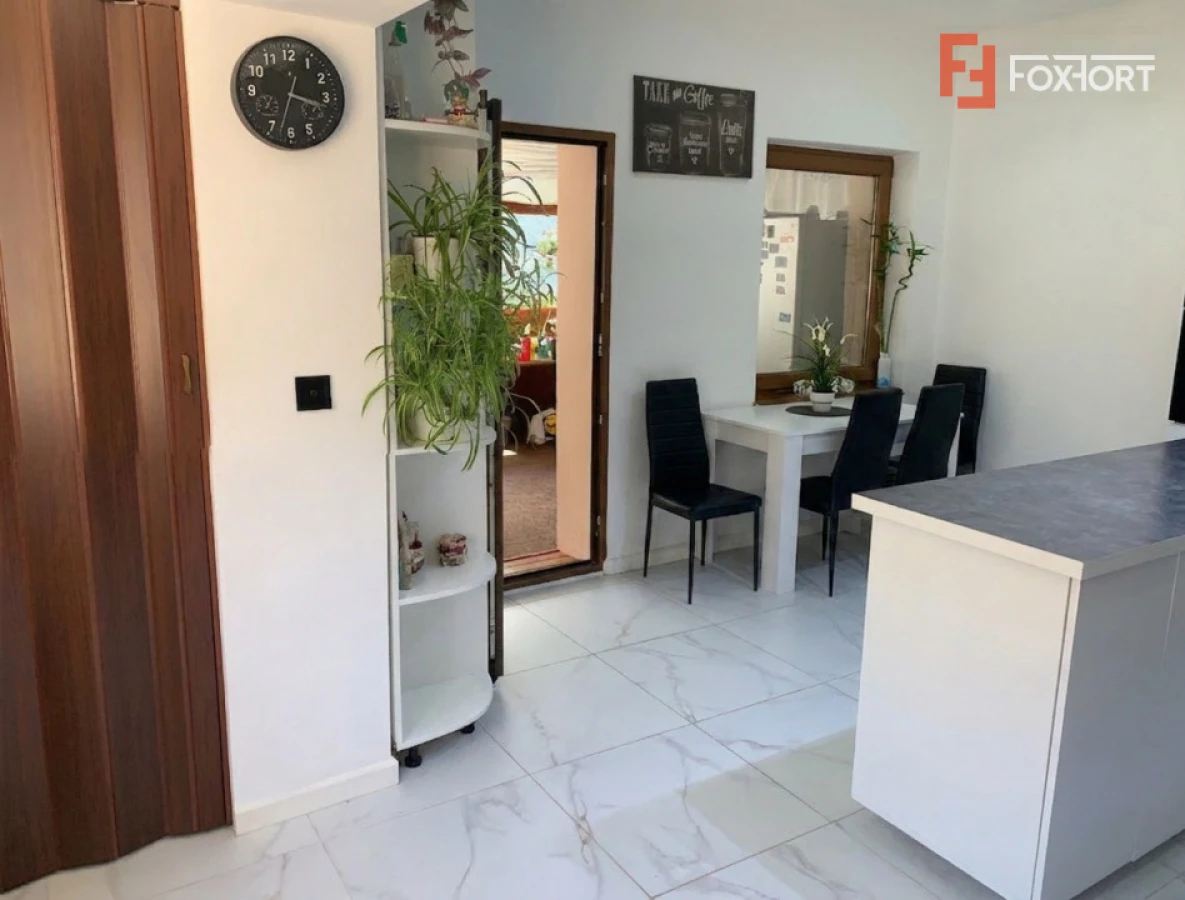 Casa individuala cu 6 camere de vanzare in zona Dambovita - 8