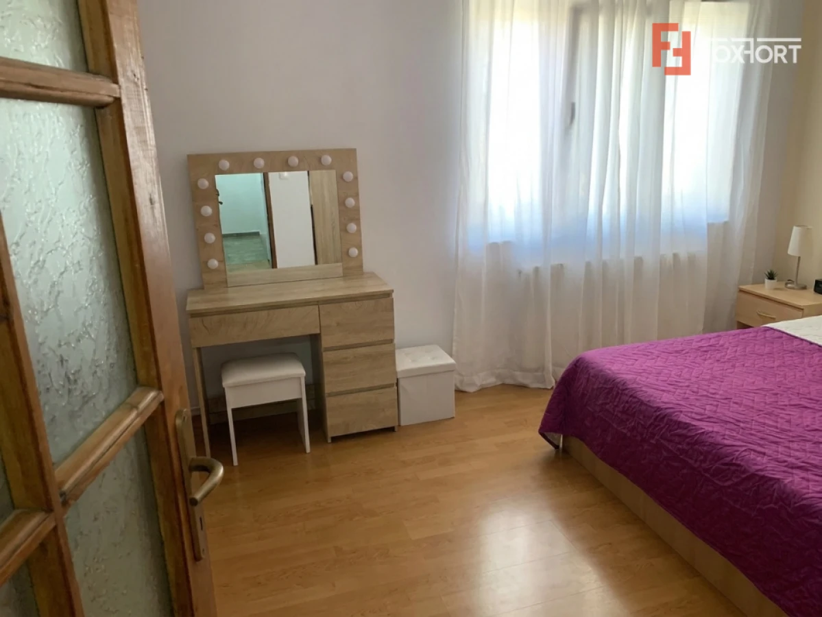 Casa individuala cu 6 camere de vanzare in zona Dambovita - 5