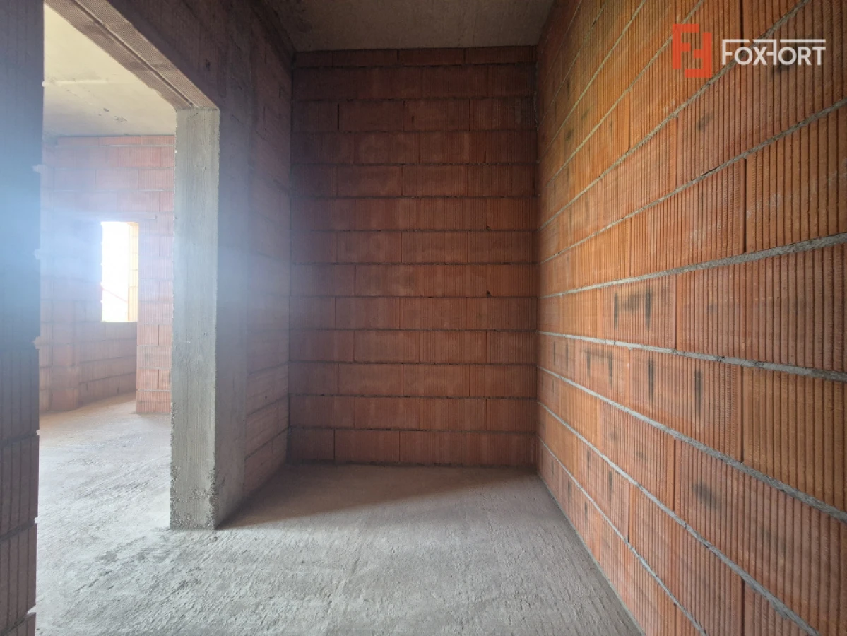 Duplex cu 4 camere de vanzare in localitatea Dumbravita - 4