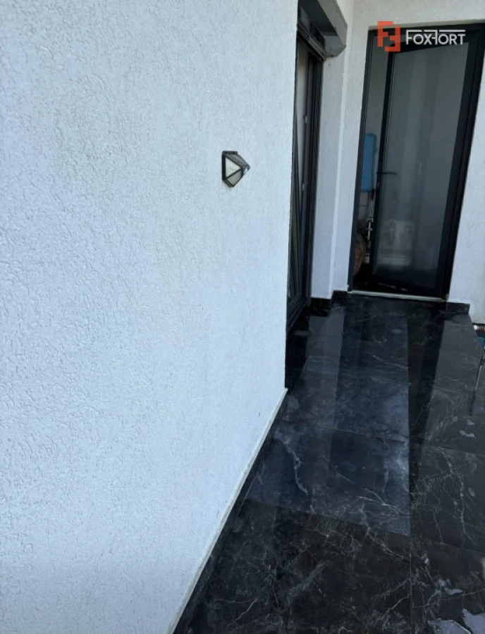 Casa tip duplex cu 4 camere + afacere fast-food la cheie - 10