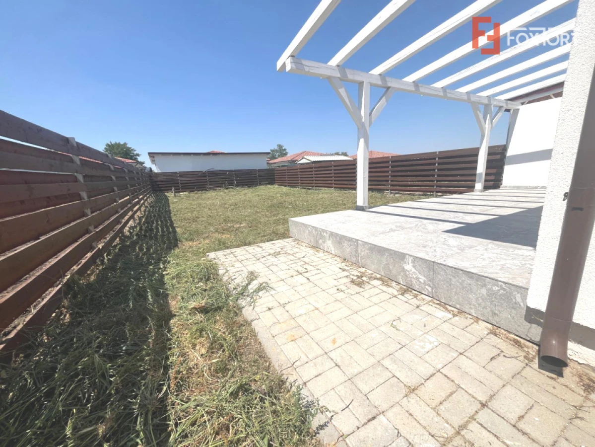 Duplex pe parter cu 4 camere Mosnita Noua - 7