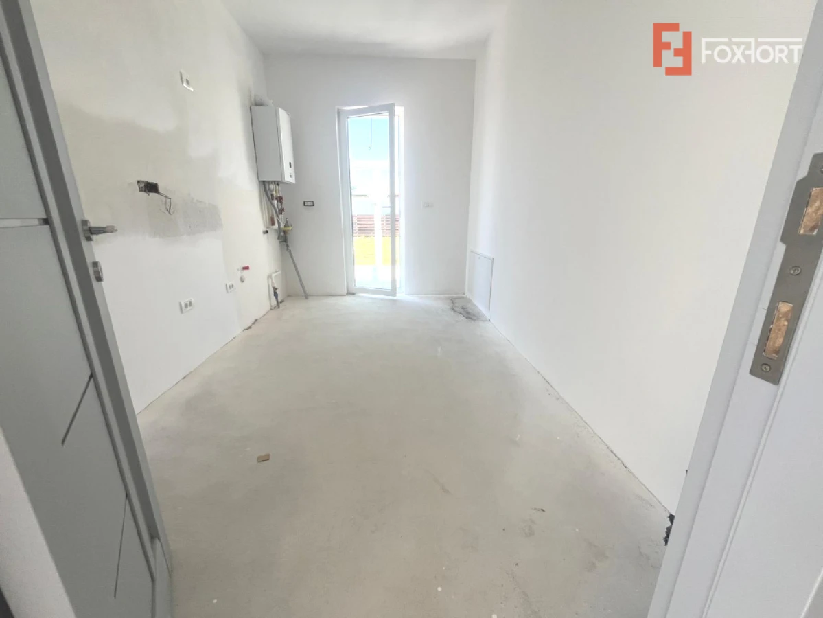 Duplex pe parter cu 4 camere Mosnita Noua - 4
