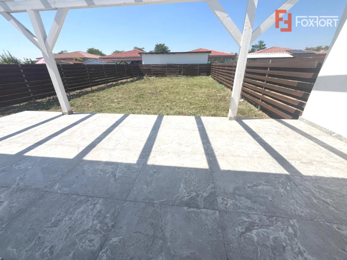 Duplex cu 4 camere parter Mosnita Noua - 9