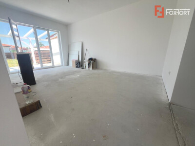 Duplex cu 4 camere parter Mosnita Noua