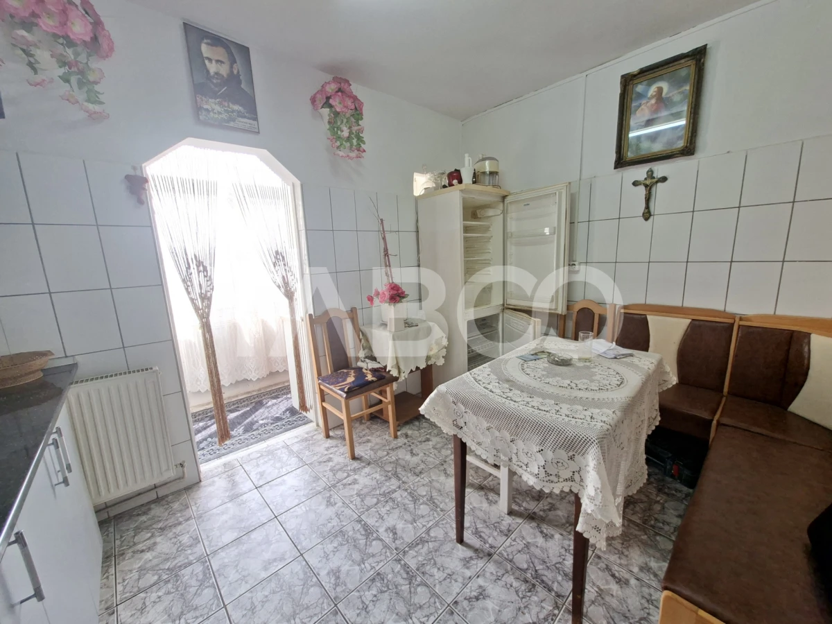 Apartament decomandat de vanzare 2 camere balcon pivnita - 10